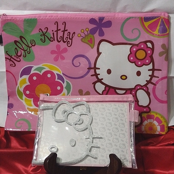 Hello Kitty Sparkling 💖 Pink Pouch Valuables, Zippered Case Laptop, Ipad NWT - Picture 7 of 10